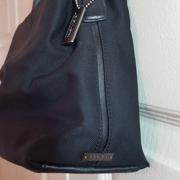 Authentic coach purse - Picture 4 of 6